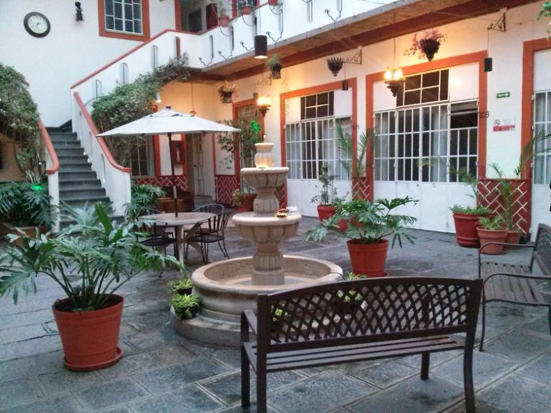 Capital O Del Paseo Hotel Puebla Bagian luar foto