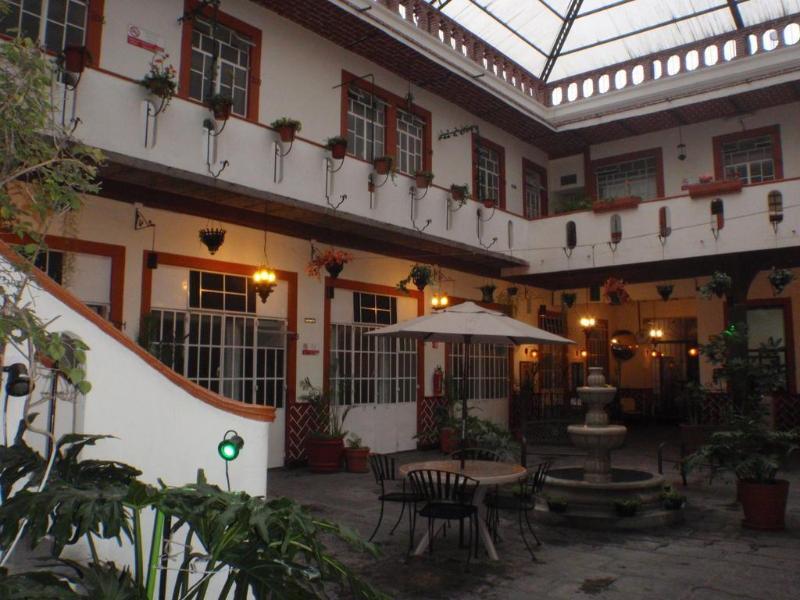 Capital O Del Paseo Hotel Puebla Bagian luar foto